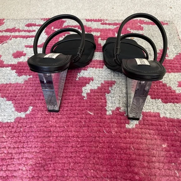 STEVE MADDEN | LUNETTE STRAPPY CLEAR WEDGE - Picture 5 of 7